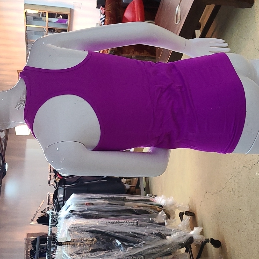 🦋 Fabletics Workout Top - Picture 3 of 7